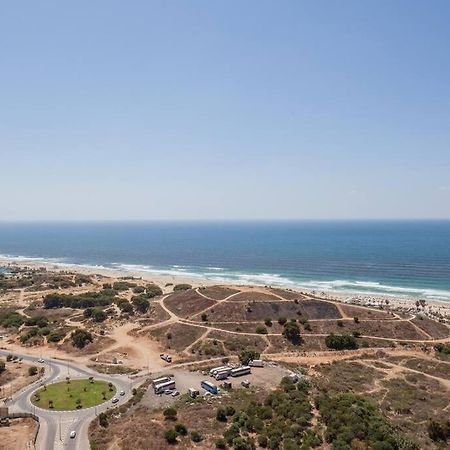 O&O Group- Magical 4Br Apt With Panoramic Sea View Bat Yam Exteriör bild