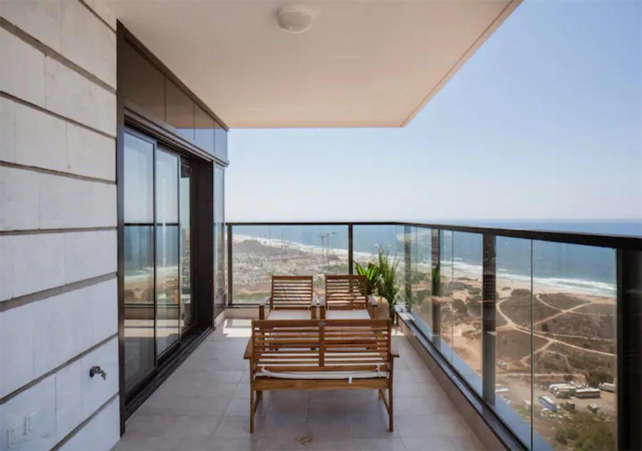 O&O Group- Magical 4Br Apt With Panoramic Sea View Bat Yam Exteriör bild