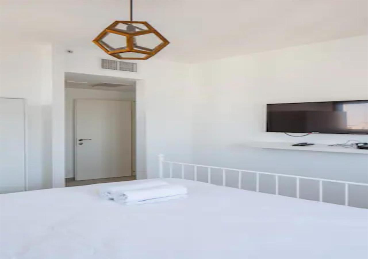 O&O Group- Magical 4Br Apt With Panoramic Sea View Bat Yam Exteriör bild