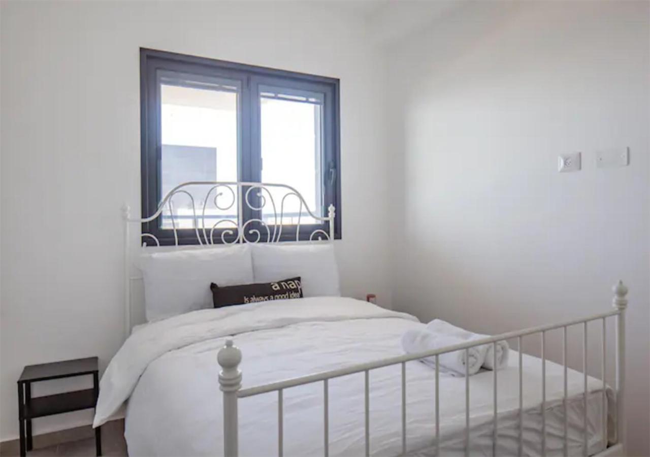 O&O Group- Magical 4Br Apt With Panoramic Sea View Bat Yam Exteriör bild