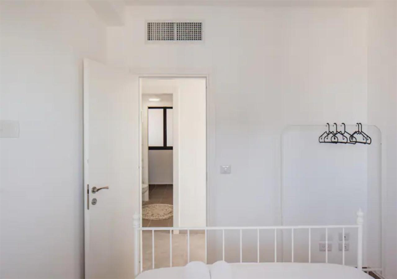 O&O Group- Magical 4Br Apt With Panoramic Sea View Bat Yam Exteriör bild