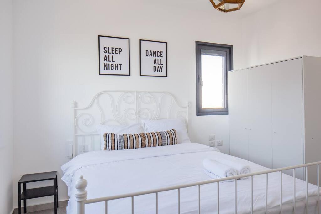 O&O Group- Magical 4Br Apt With Panoramic Sea View Bat Yam Exteriör bild