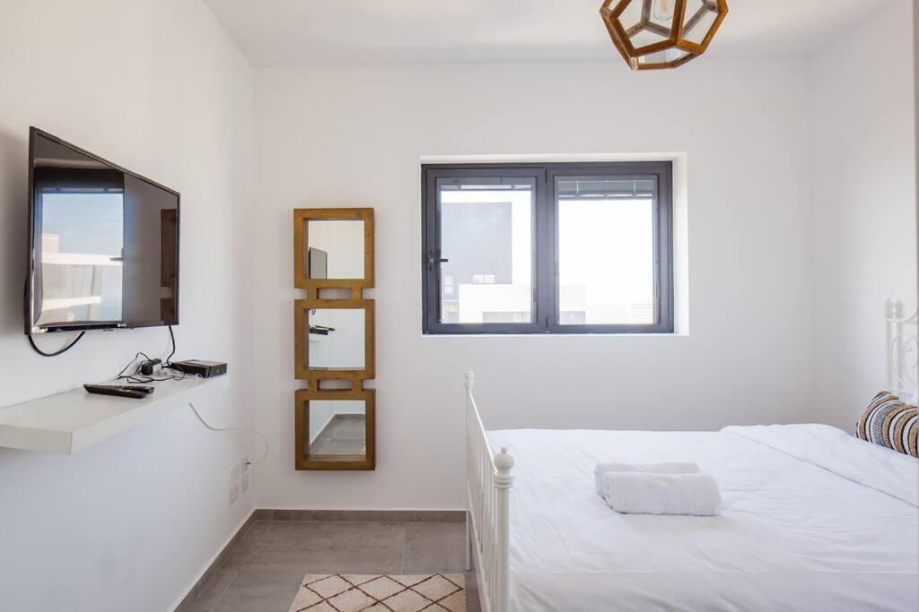 O&O Group- Magical 4Br Apt With Panoramic Sea View Bat Yam Exteriör bild
